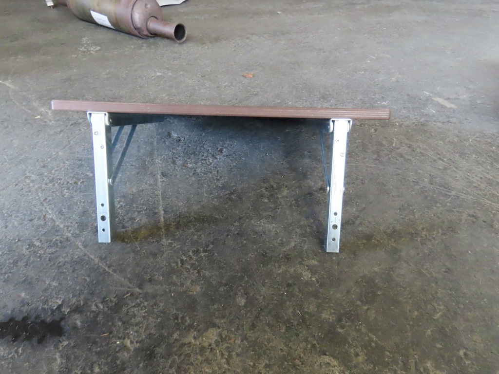 Campingtisch innen klappbar