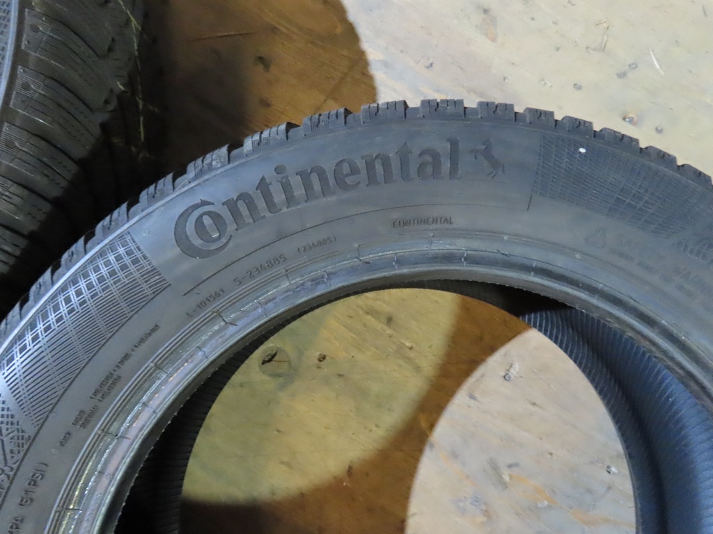 2x Continental Reifen 205/55R16 (Winter)