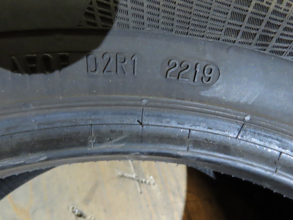 2x Continental Reifen 205/55R16 (Winter)