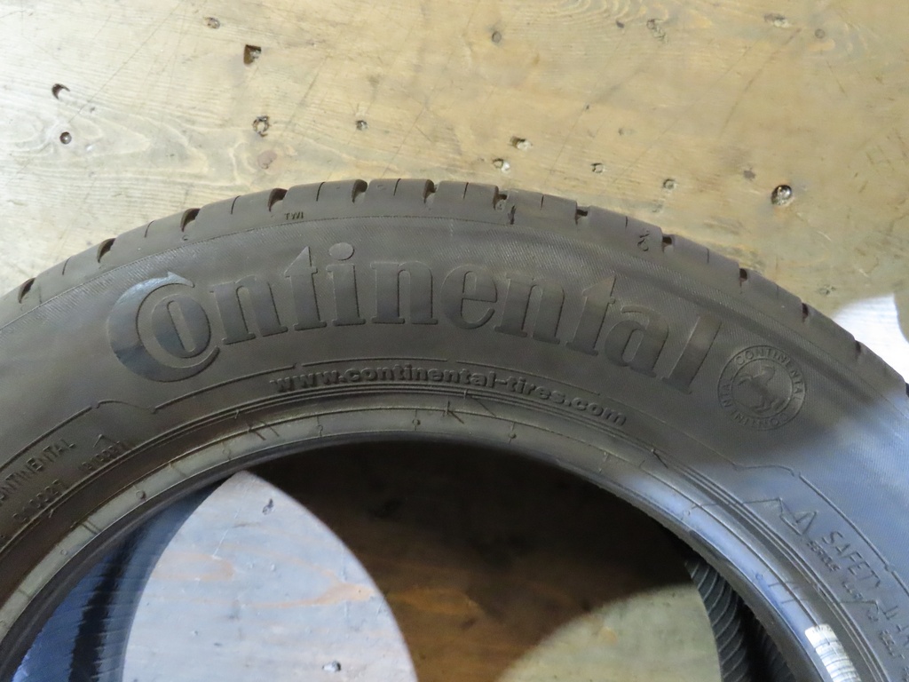 Reifenpaar Continental 185/60R15 84T (Sommer)
