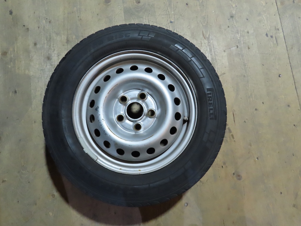 Radsatz Pireli 205/65R15C