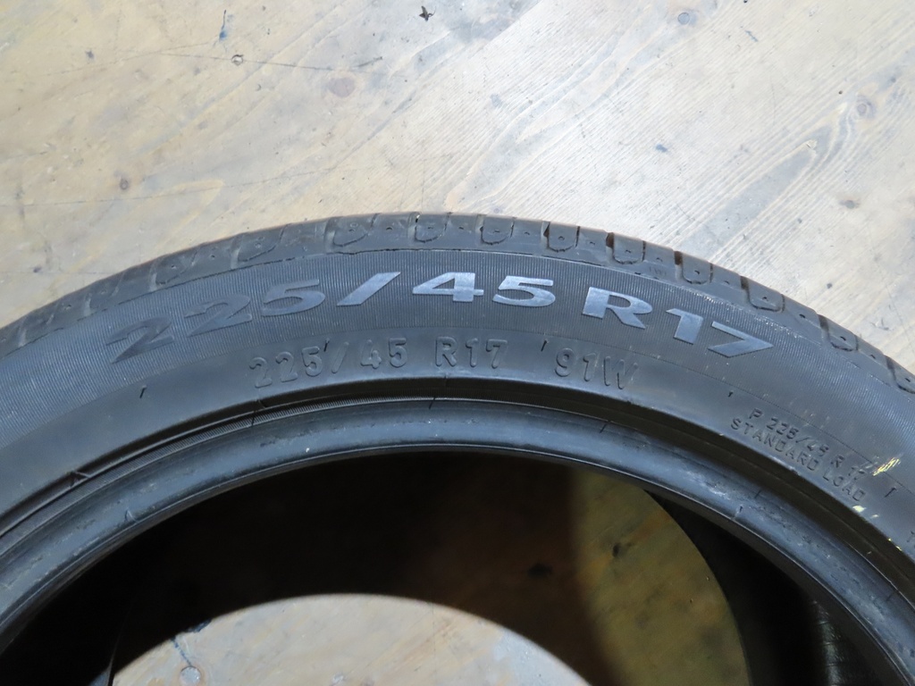 2x Pireli Reifen 225/45R17 91W
