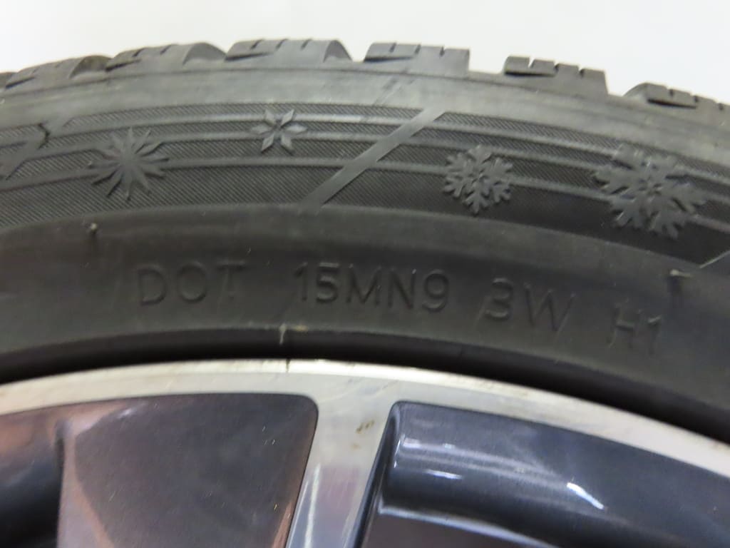 2 Räder Hankook Winter i*cept evo3 mit Skodafelgen