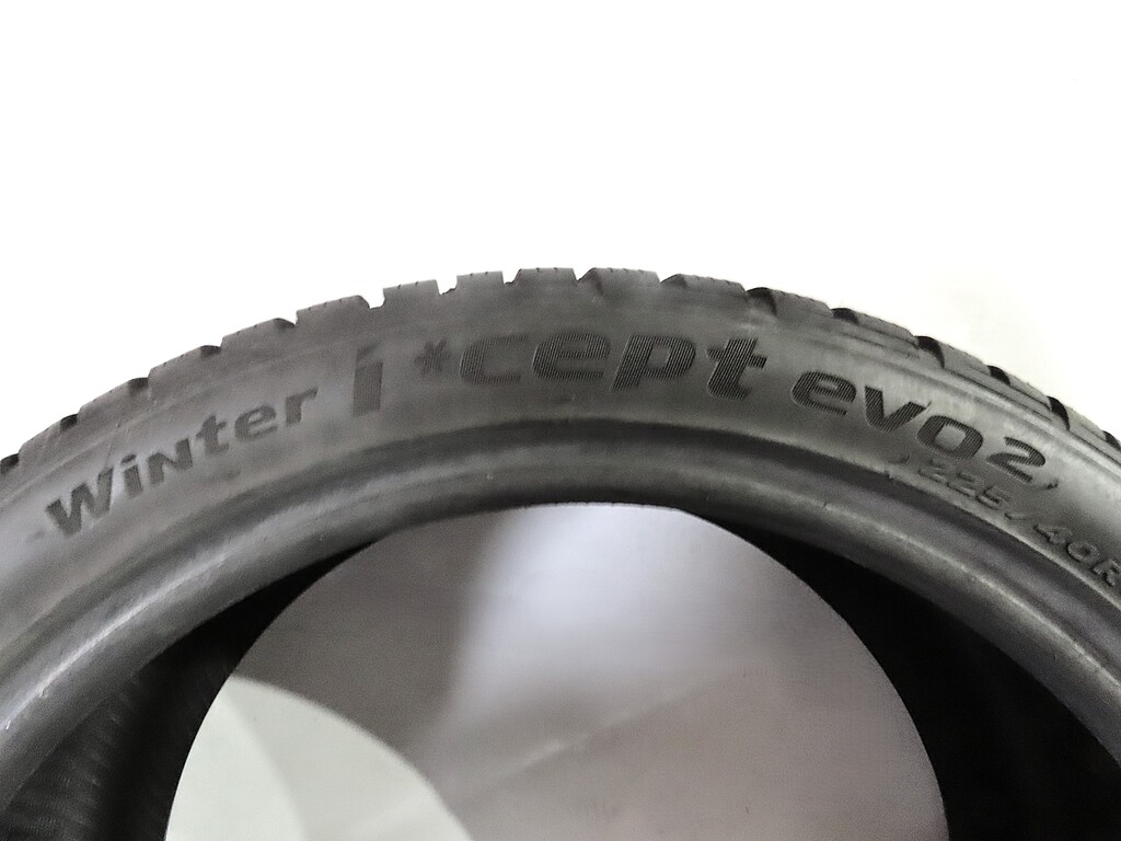 Hankook Winter i*cept evo2 (W320)