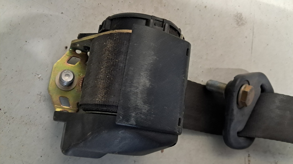 Sitzbankgurt hinten von VW T3-Occasion