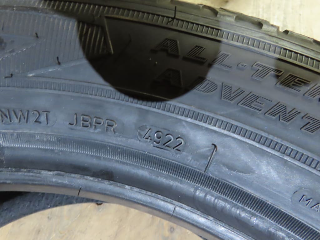 Goodyear Wrangler All-Terrain Adventure 255/55R18