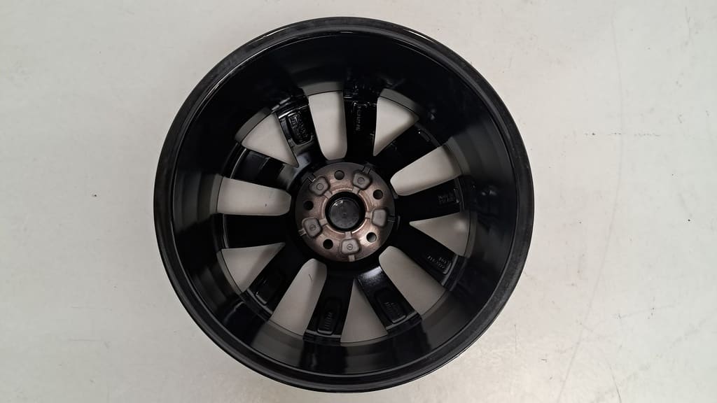 Originale VW-Alufelge von Ronal für VW Touareg (Typ 7P)