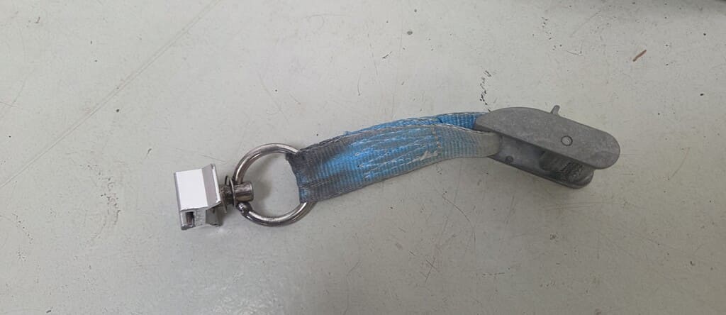 Sortimo Zurrgurte für Airline-Schiene