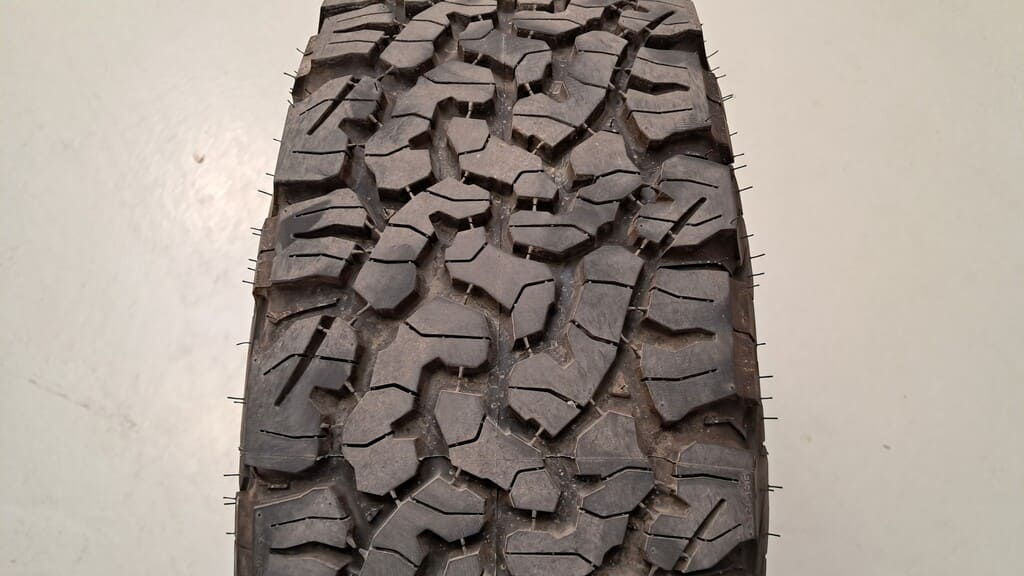 Radsatz BFGoodrich All-Terrain T/A KO2 225/65 R17 für VW Amarok