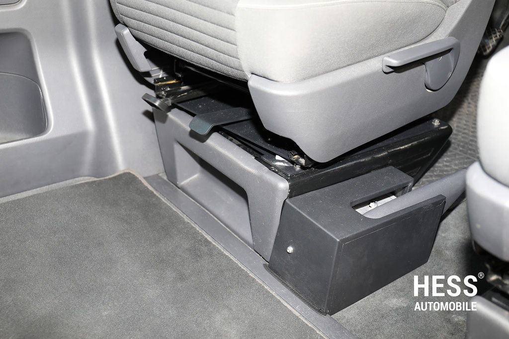 Sportscraft Drehkonsole für den VW T5/T6 (Fahrerseite)