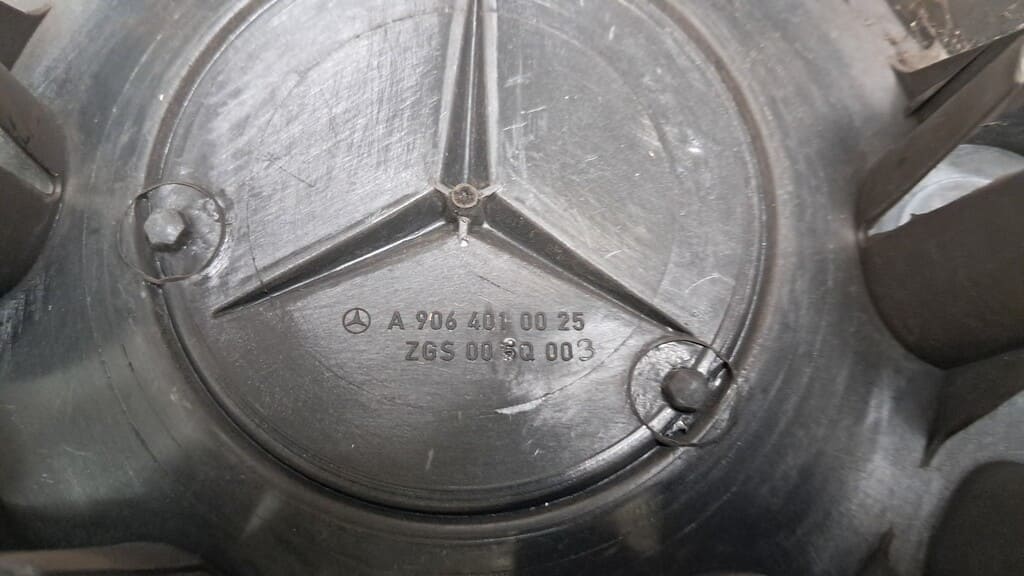Original Mercedes Radkappen A9064010025 für MB Sprinter