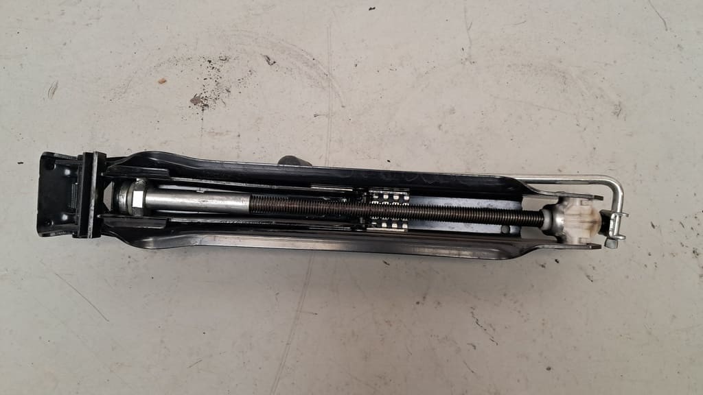 Werkzeug für Wagenheber (7E0012113) VW T5/T6