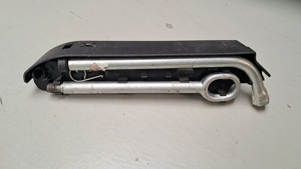 Wagenheber (7H0011031D) VW T5