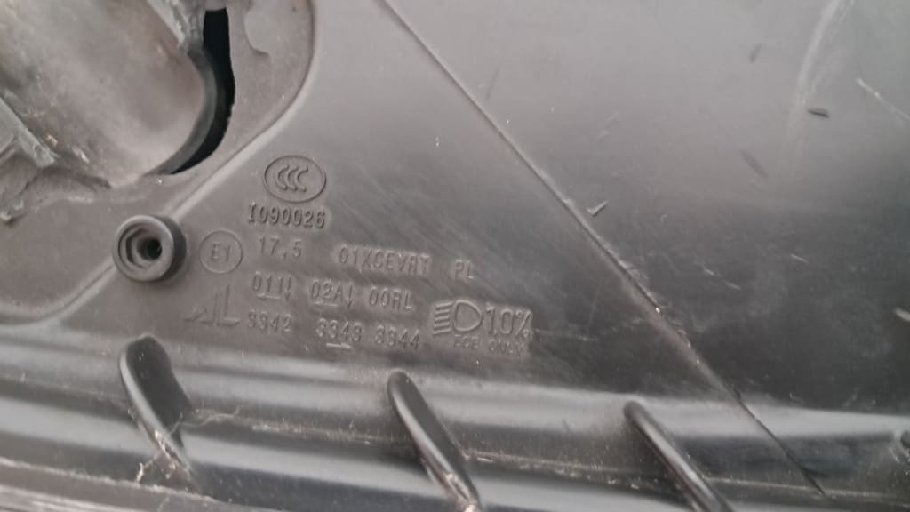 Xenon-Scheinwerfer rechts (5E1941016B) für  Škoda Octavia III (2013–2017)