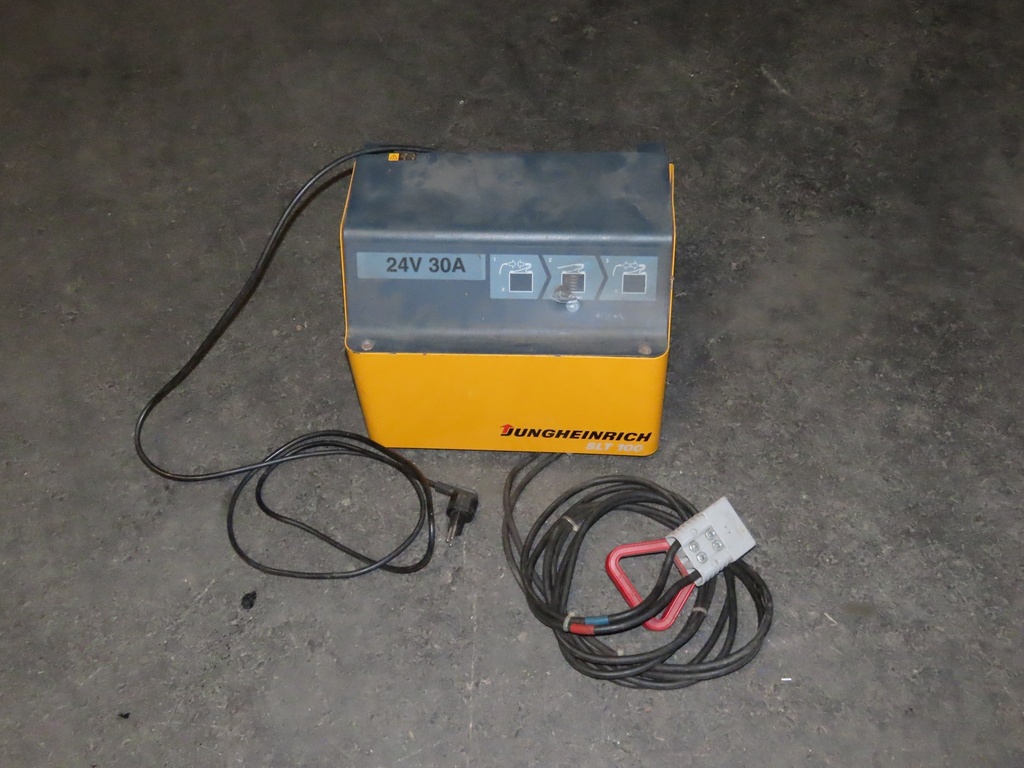 Stapler-Akku Ladegerät Jungheinrich – Occasion