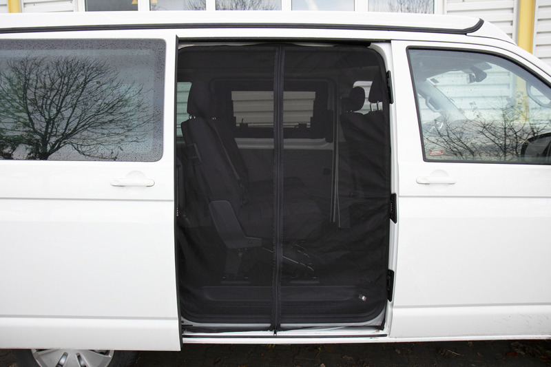 Moskitonetz mit Magnetbefestigung bei der Schiebetür für Ford Custom / VW new Transporter (2025)