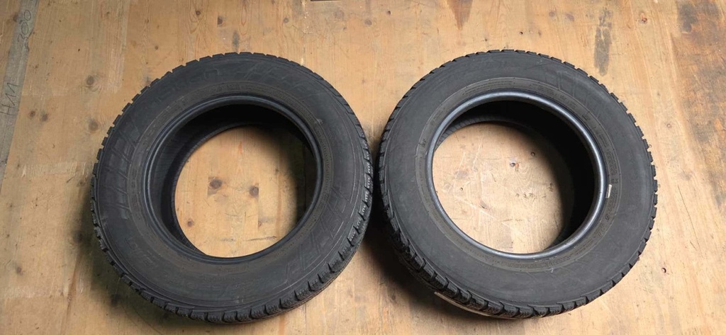 2x Reifen Nokian WRC 3 225/65 R16 C für Renault Master