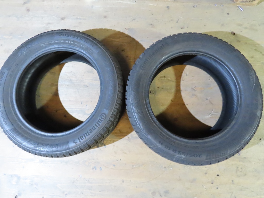 2x Continental Reifen 205/55R16 (Winter)-Occasion