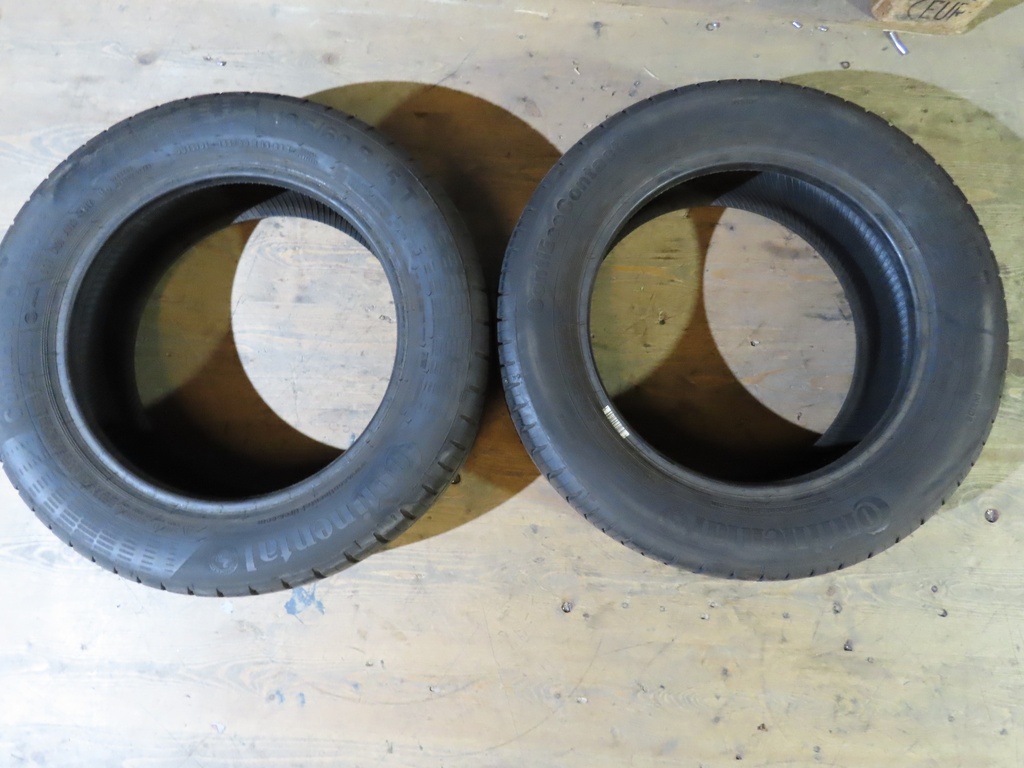 Reifenpaar Continental 185/60R15 84T (Sommer)-Occasion