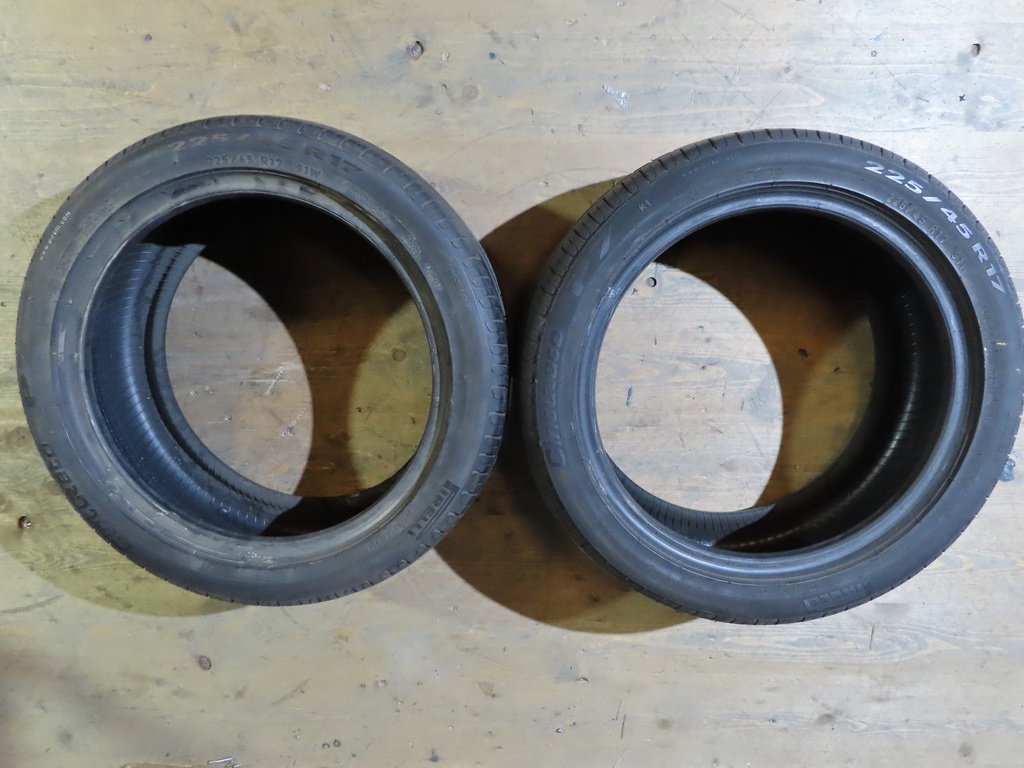 2x Pirelli Reifen 225/45R17 91W-Occasion