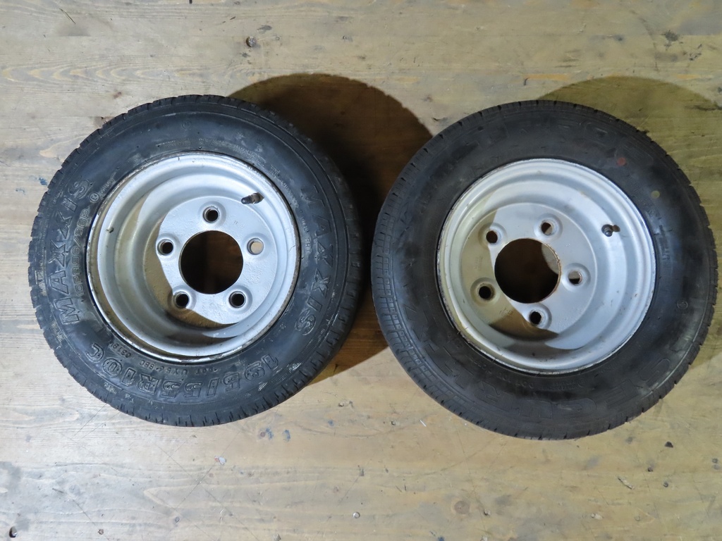 2x Sommerreifen Anhänger Maxxis Security-Occasion