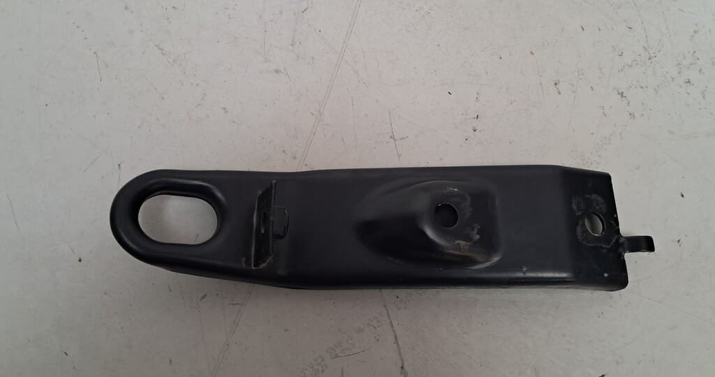 Abschleppöse (7E0803611) VW T5/T6-Occasion