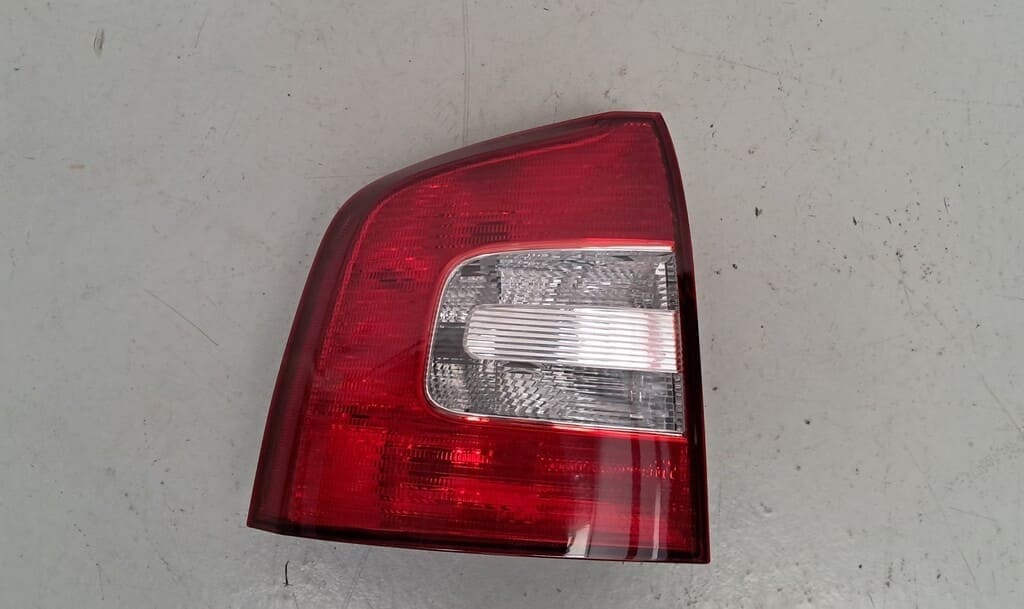 Rückleuchte links ohne Lampenträger 156651917LB für Skoda Octavia (2004-2013)-Occasion