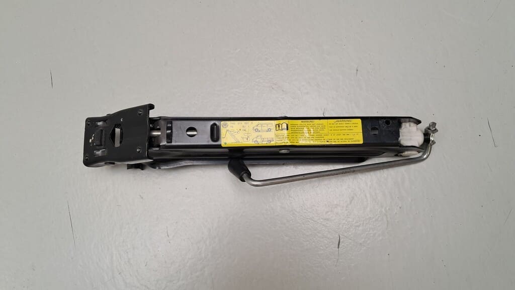 Wagenheber inkl. Bordwerkzeug VW T5 /T6-Occasion