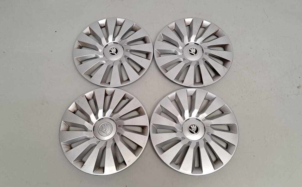 Original Radkappen 16 Zoll 5E0601147D für Škoda Octavia 3-Occasion